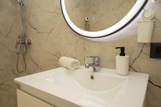 Domek Ostrov Brač - Supetar OS 9018 N1