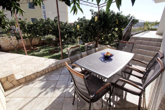 Apartmán Střední Dalmácie - Okrug Gornji DA 7024 N1