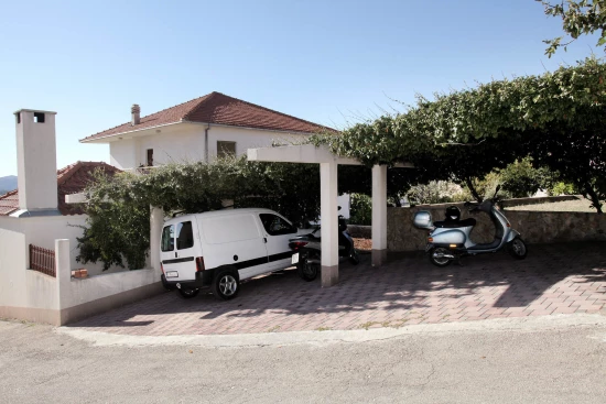 Apartmán Střední Dalmácie - Okrug Gornji DA 7024 N1