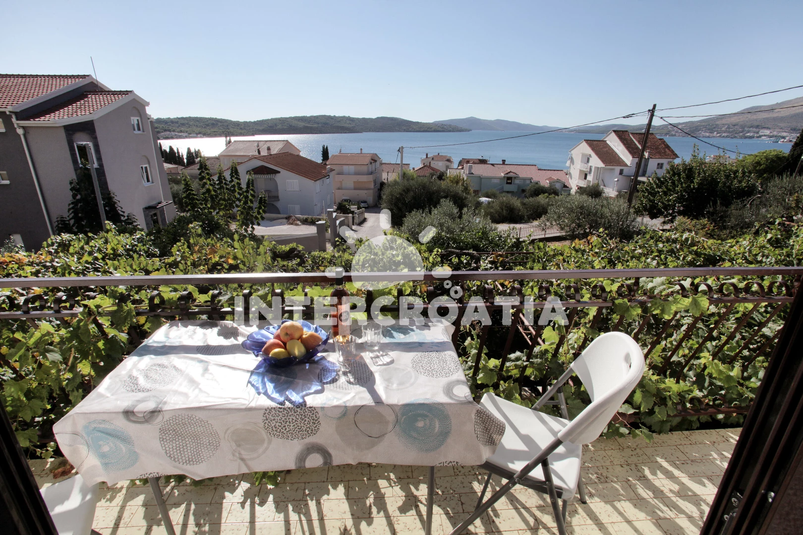 Apartmán Střední Dalmácie - Okrug Gornji DA 7024 N1