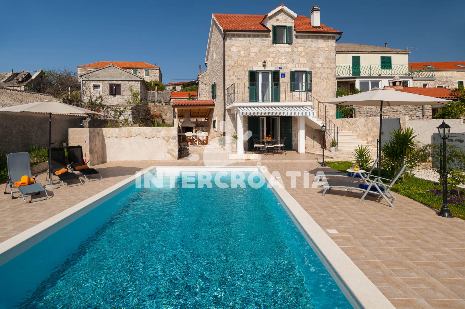 Vila Ostrov Šolta - Grohote OS 9053 N1