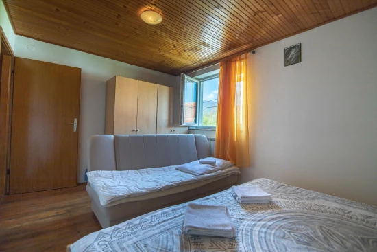 Domek Kvarner - Smoljanac (Plitvická Jezera) KV 7016 N1