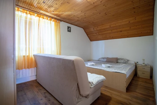 Domek Kvarner - Smoljanac (Plitvická Jezera) KV 7016 N1