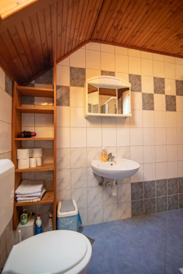 Domek Kvarner - Smoljanac (Plitvická Jezera) KV 7016 N1