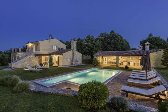 Vila Istrie - Krnica (Pula) IS 7002 N1