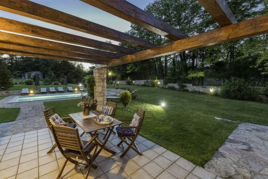 Vila Istrie - Krnica (Pula) IS 7002 N1