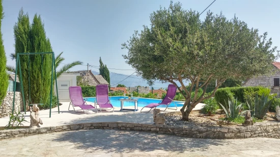 Vila Ostrov Brač - Škrip (Supetar) OS 9073 N1