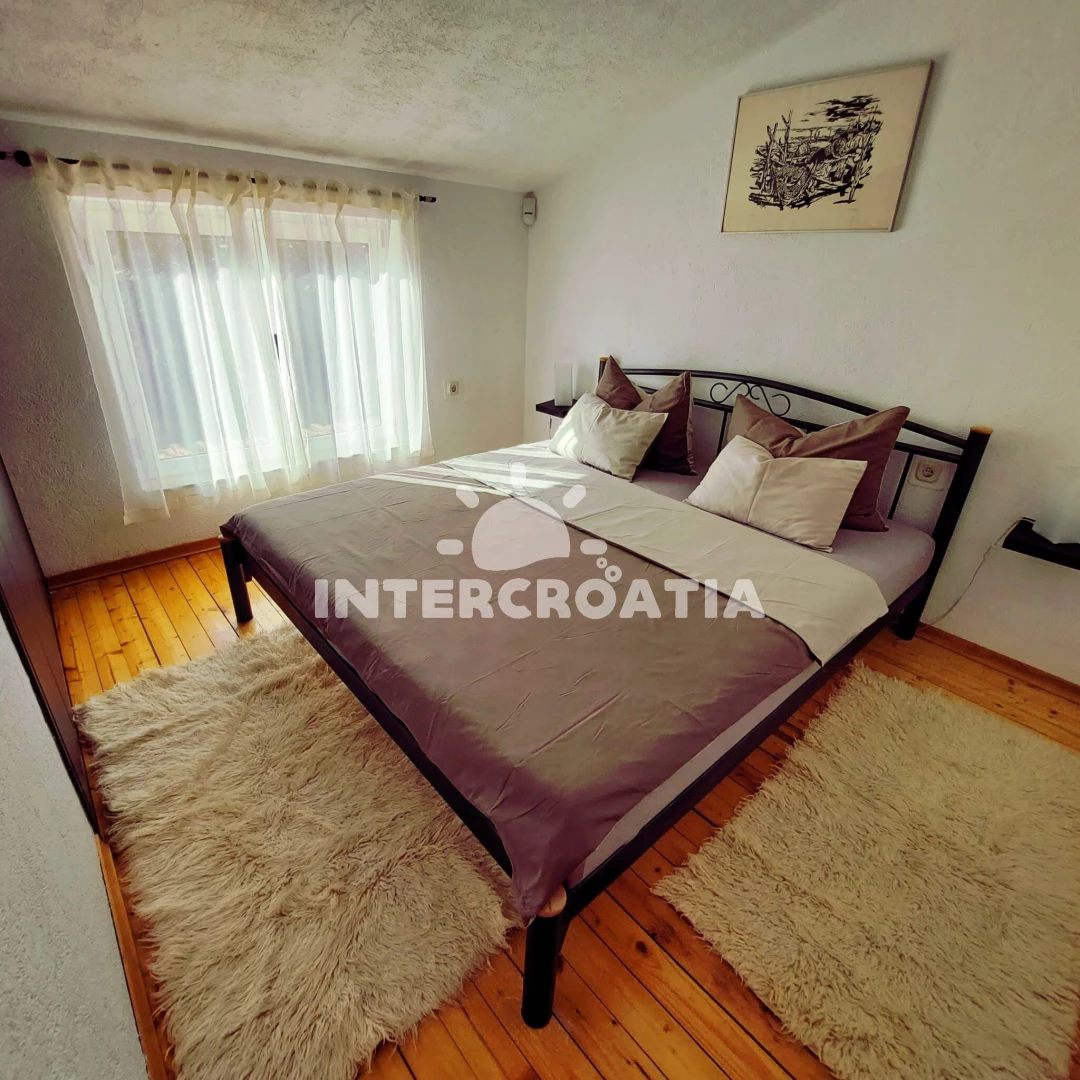 Vila Ostrov Brač - Škrip (Supetar) OS 9073 N1