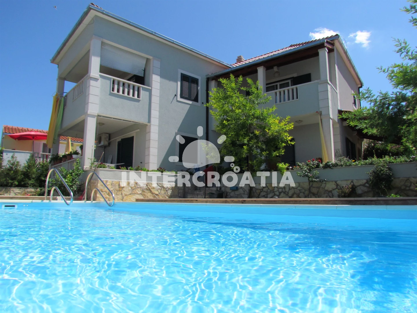 Vila Ostrov Brač - Supetar OS 9081 N1