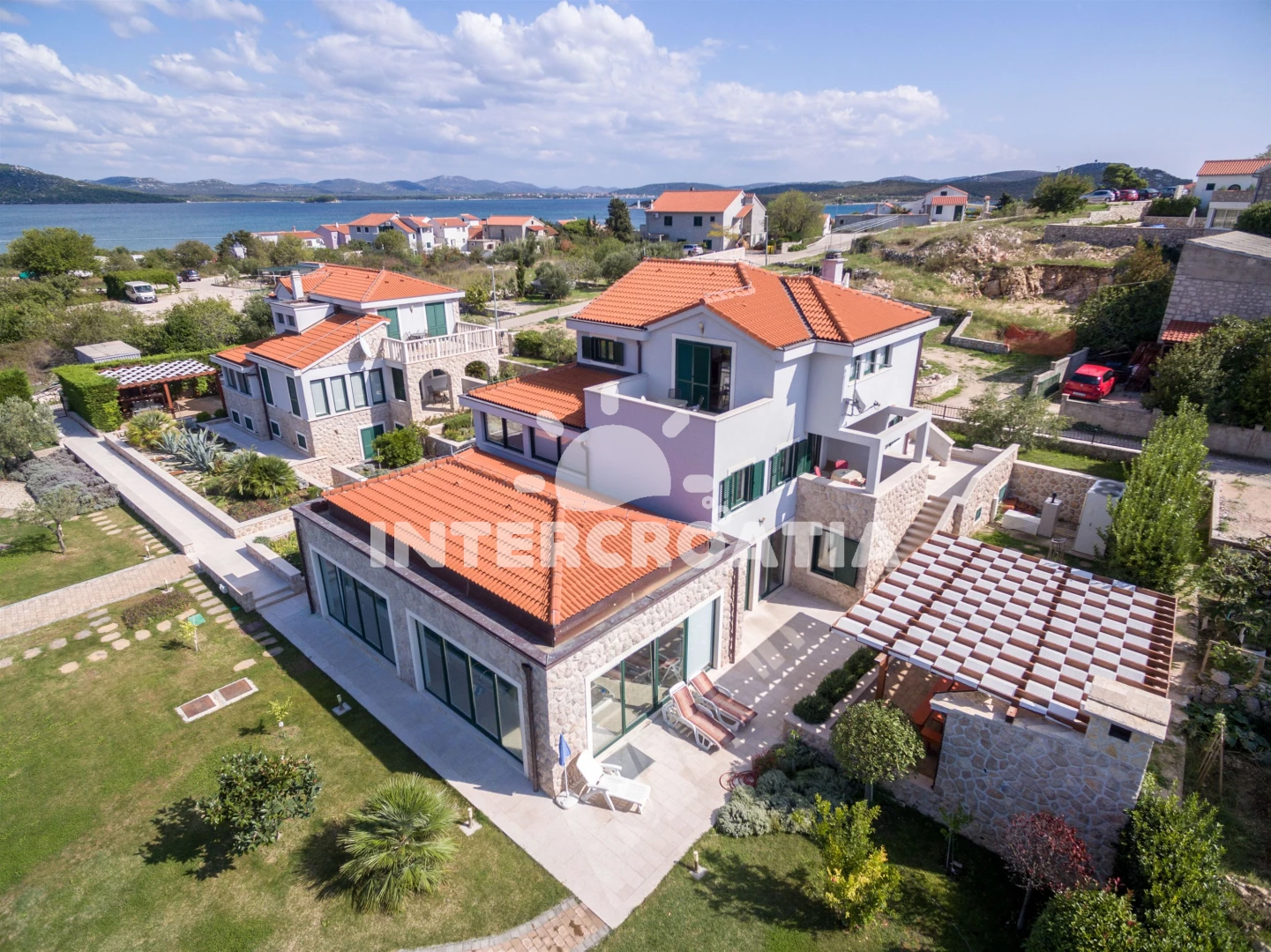 Vila Ostrov Murter - Betina OS 9082 N1