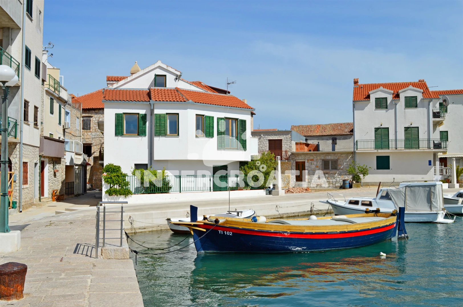 Apartmán Severní Dalmácie - Pirovac DA 7032 N1