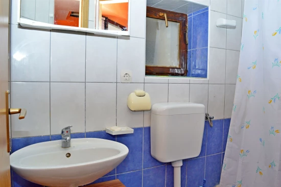 Apartmán Severní Dalmácie - Pirovac DA 7032 N1