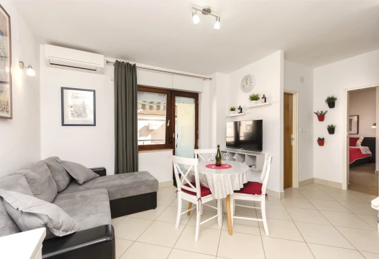 Apartmán Severní Dalmácie - Srima (Vodice) DA 7053 N1