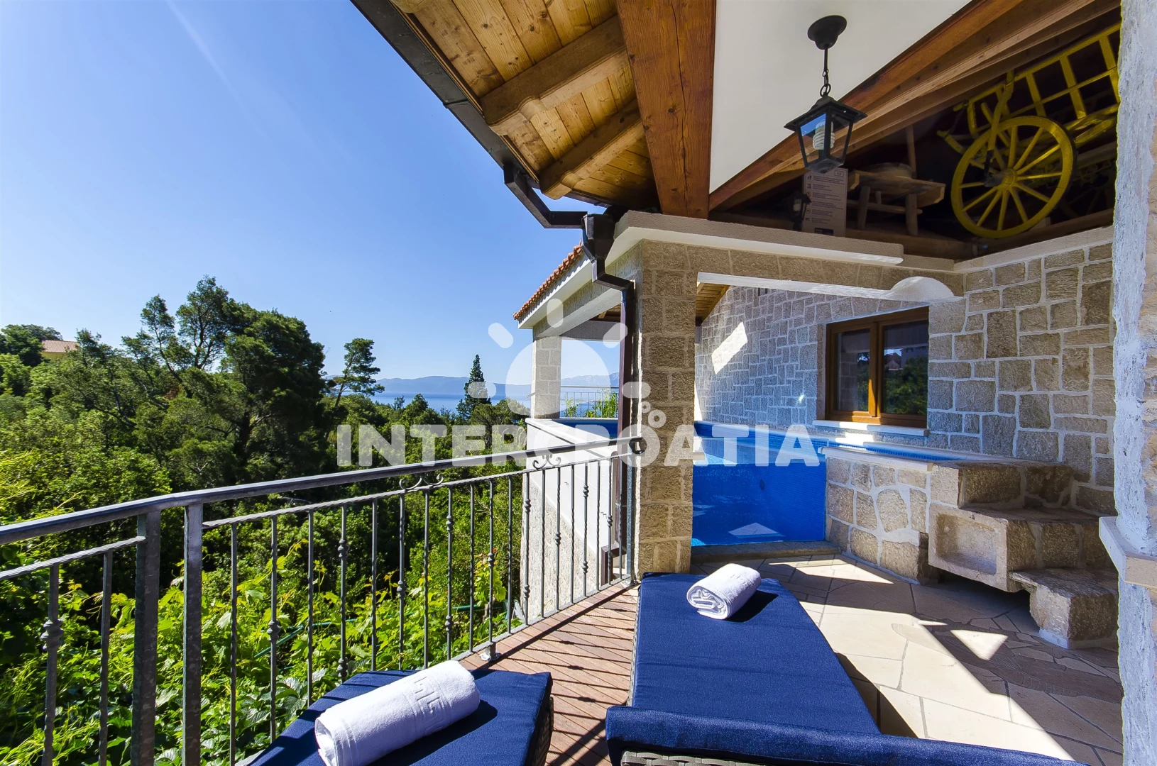 Vila Střední Dalmácie - Živogošče DA 7057 N1