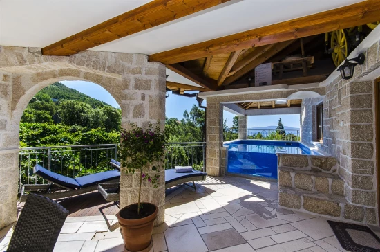 Vila Střední Dalmácie - Živogošče DA 7057 N1