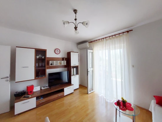 Apartmán Střední Dalmácie - Okrug Gornji DA 7090 N1