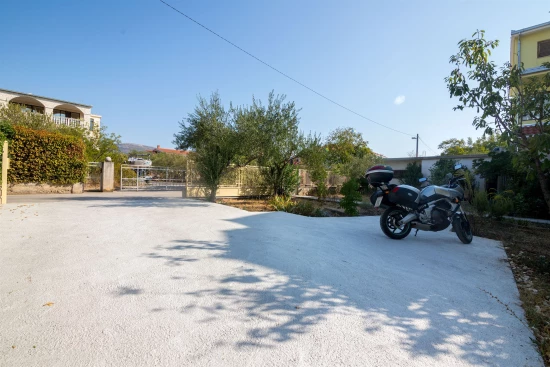 Apartmán Střední Dalmácie - Kaštela DA 7095 N3