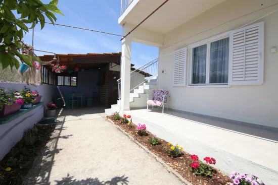 Apartmán Střední Dalmácie - Vinišće DA 7105 N1