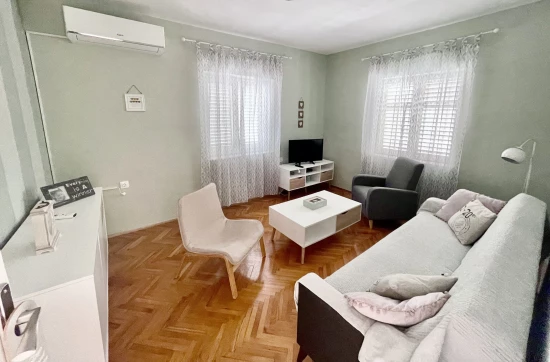 Apartmán Střední Dalmácie - Vinišće DA 7105 N1