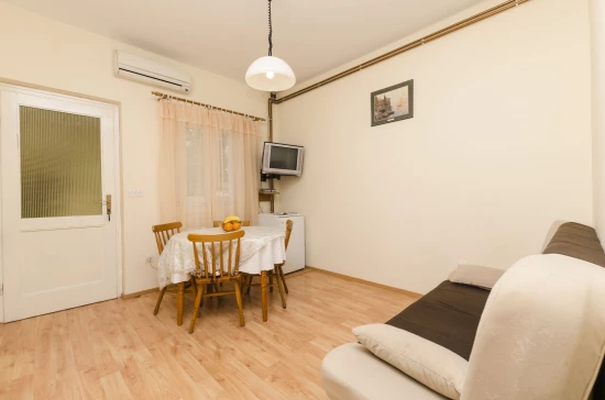 Apartmán Severní Dalmácie - Primošten DA 7107 N3
