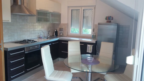 Apartmán Střední Dalmácie - Kaštela DA 7125 N1
