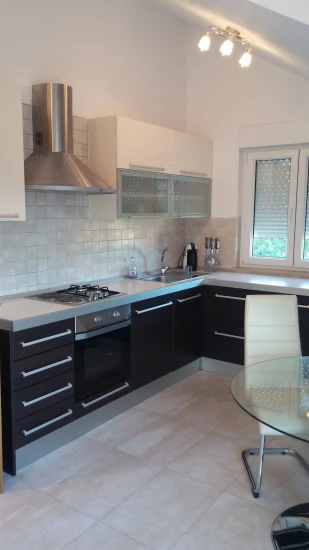 Apartmán Střední Dalmácie - Kaštela DA 7125 N1