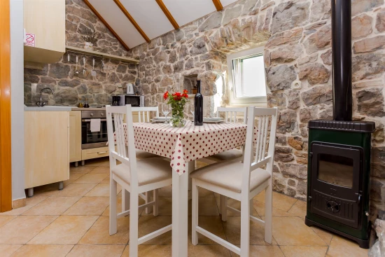 Domek Střední Dalmácie - Gata (Omiš) DA 7132 N1