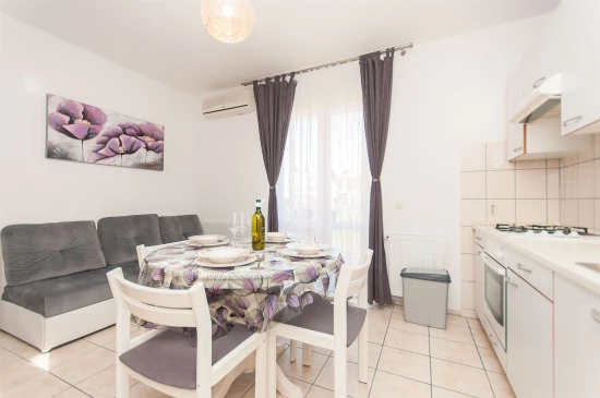 Apartmán Severní Dalmácie - Vodice DA 7133 N3