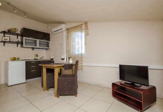 Apartmán Severní Dalmácie - Brodarica DA 7135 N5