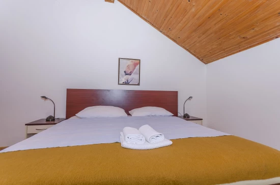 Apartmán Severní Dalmácie - Starigrad Paklenica DA 7145 N2