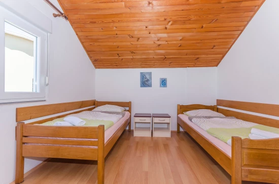 Apartmán Severní Dalmácie - Starigrad Paklenica DA 7145 N2
