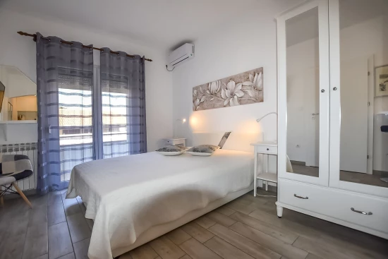 Apartmán Severní Dalmácie - Sveti Filip i Jakov (Biograd) DA 7146 N1