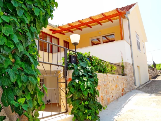 Domek Ostrov Hvar - Vrboska OS 9224 N1