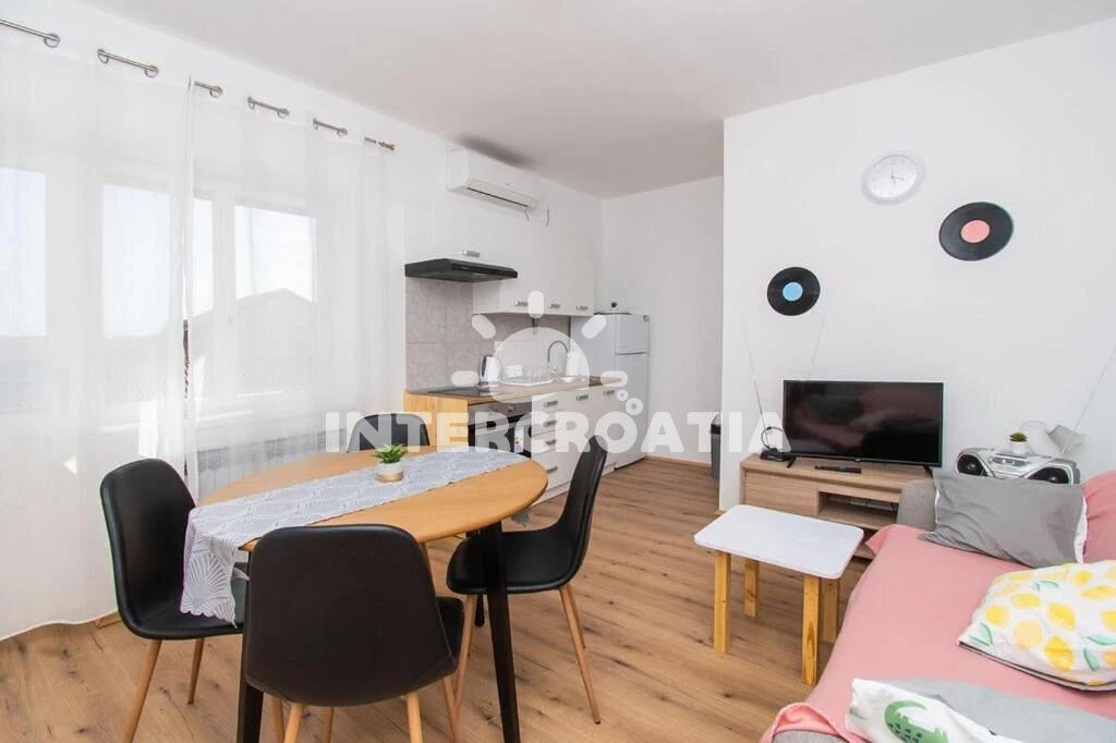 Apartmánový pokoj Severní Dalmácie - Vodice DA 7181 N2