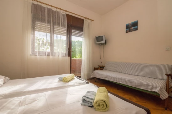 Apartmán Střední Dalmácie - Kaštela DA 7241 N1