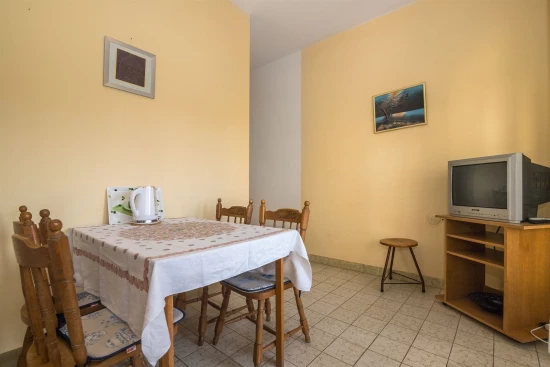 Apartmán Střední Dalmácie - Kaštela DA 7241 N2