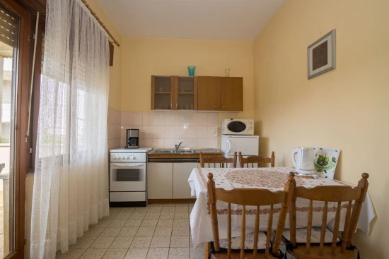 Apartmán Střední Dalmácie - Kaštela DA 7241 N2