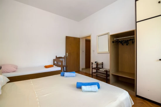 Apartmán Střední Dalmácie - Kaštela DA 7241 N2