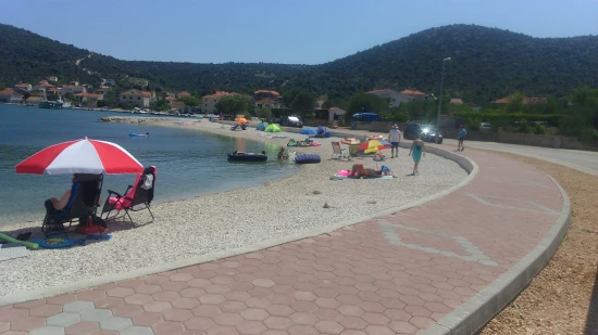 Domek Střední Dalmácie - Vinišće DA 7242 N1