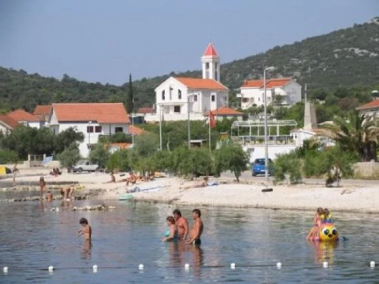 Domek Střední Dalmácie - Vinišće DA 7242 N1