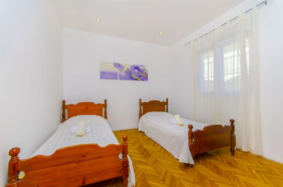 Domek Střední Dalmácie - Vinišće DA 7242 N1