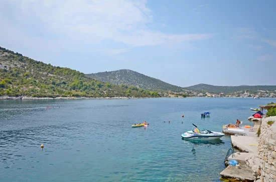 Domek Střední Dalmácie - Vinišće DA 7243 N1