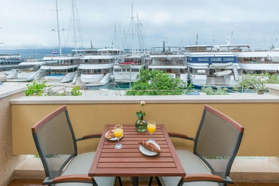 Apartmán Střední Dalmácie - Krilo Jesenice DA 7248 N1