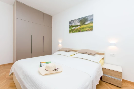 Apartmán Střední Dalmácie - Krilo Jesenice DA 7248 N1