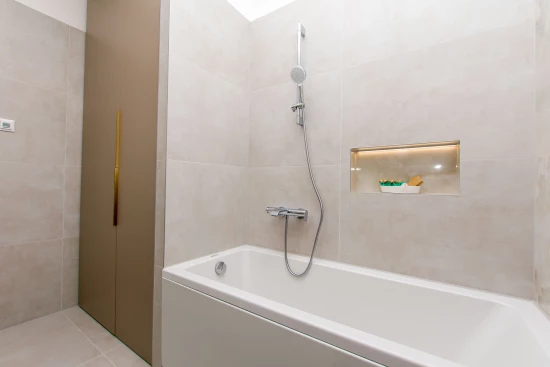 Apartmán Střední Dalmácie - Krilo Jesenice DA 7248 N1