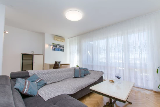 Apartmán Střední Dalmácie - Krilo Jesenice DA 7248 N1