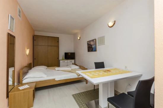 Apartmán Ostrov Brač - Supetar OS 9330 N1