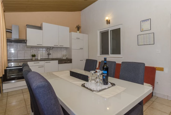 Apartmán Ostrov Brač - Supetar OS 9330 N3