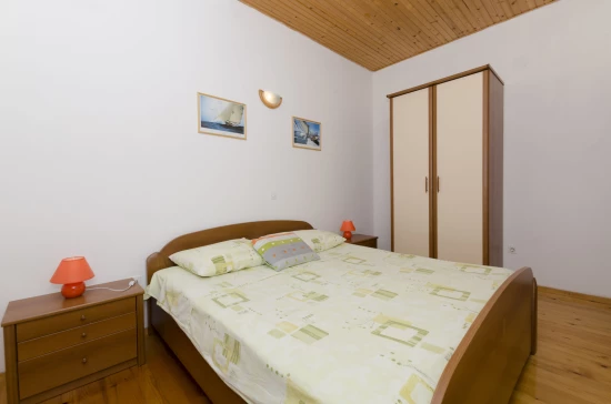 Domek Ostrov Hvar - Gdinj OS 9332 N1