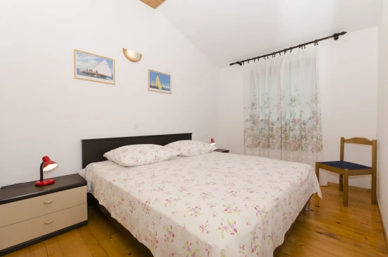 Domek Ostrov Hvar - Gdinj OS 9332 N1